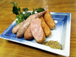 ソーセージいろいろ 550円